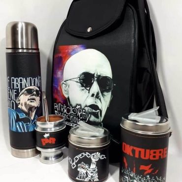 Set matero con diseño del Indio Solari colección FAR