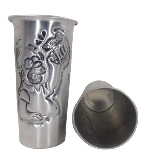 Vaso de aluminio de los simpsons cincelado a mano