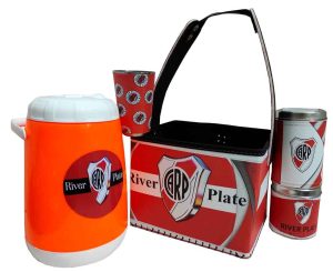Set para terere con canasto diseño de River plate