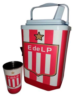 Set de terere con diseño de Estudiantes de la Plata