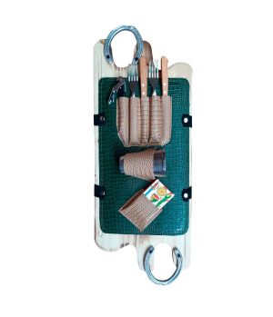 Set de asado con truco y estuche color verde