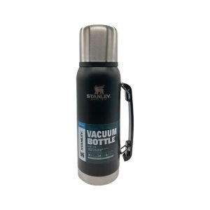 Termo Stanley 1 litro color negro con tapon cebador